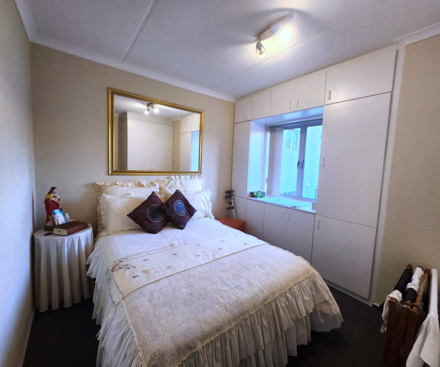 2 Bedroom Property for Sale in West Beach Western Cape